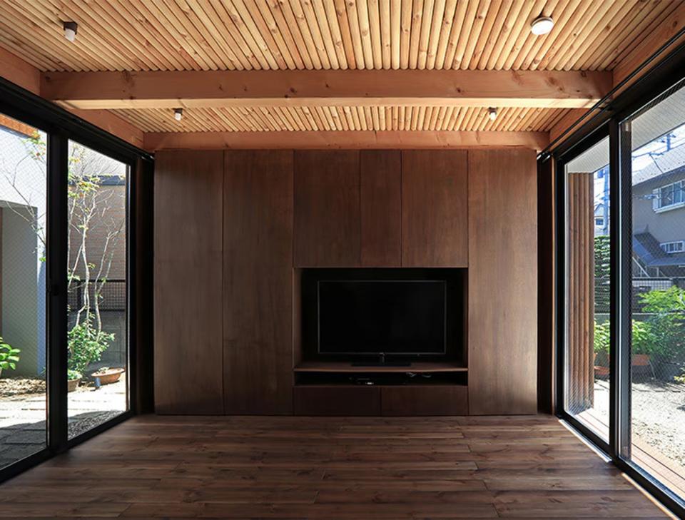 ロシアレッドパイン無垢フローリング