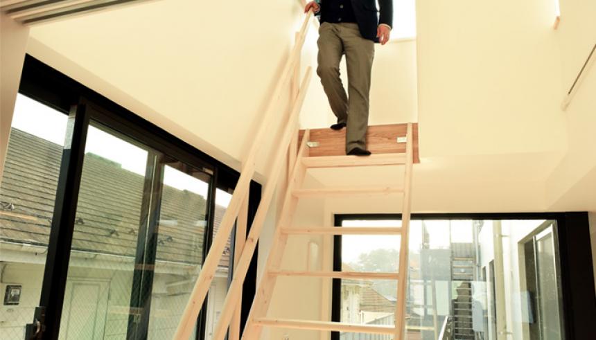 北欧産【ワイドステップ】 木製ロフト階段