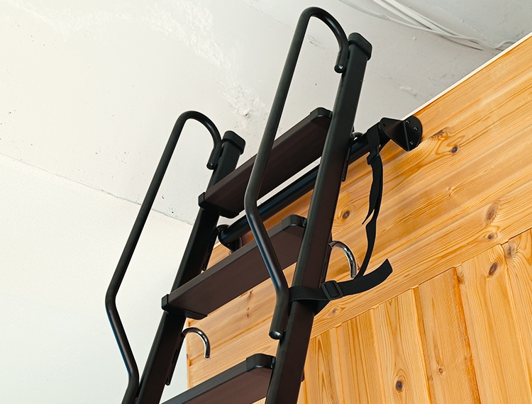 【ユニットラダー】 スチール製ロフトはしご 正面手すり仕様