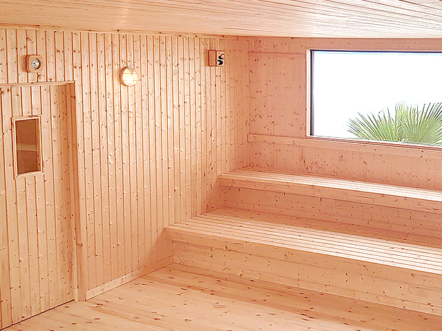 スプルース羽目板