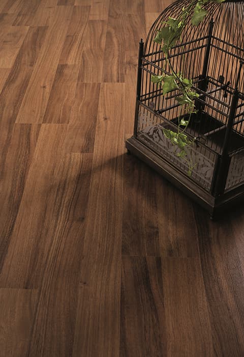 ファインAG『シックマホガニー|2123』/ 株式会社BFFホールディングス