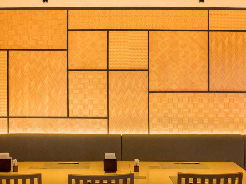 ウッドペッカー不燃和柄 / ボード株式会社