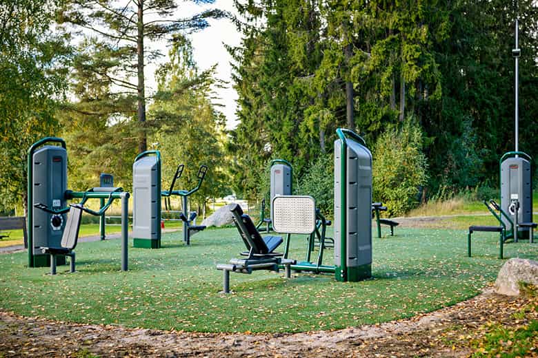 フィットネス&スポーツ(健康器具・スポーツ遊具)/株式会社ボーネルンド/株式会社コンパンプレイスケープ