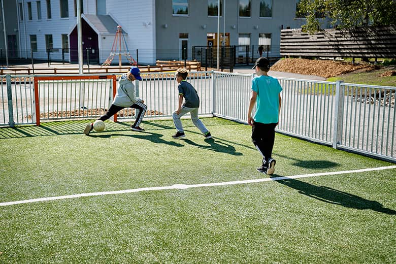 コンパン社マルチスポーツコート:株式会社ボーネルンド/株式会社コンパンプレイスケープ