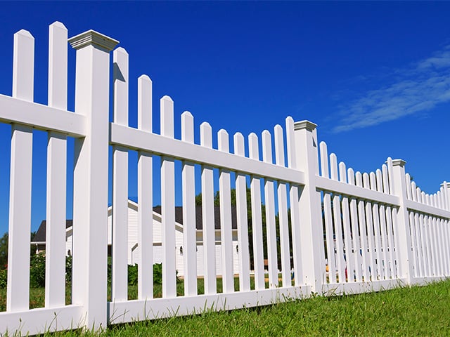 Vinyl Fence - バイナルフェンス