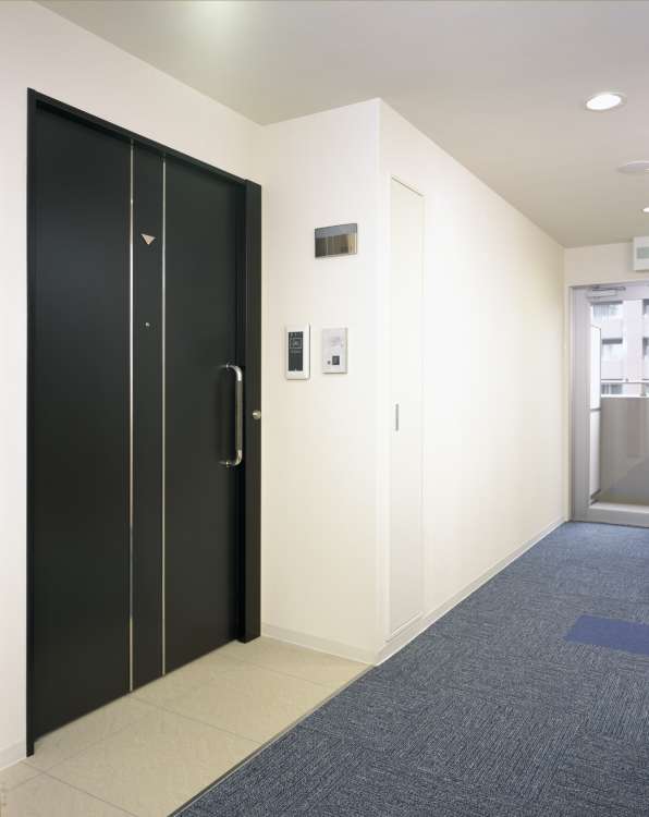 高齢者集合住宅向け玄関ドア 【ヴァリフェイス】