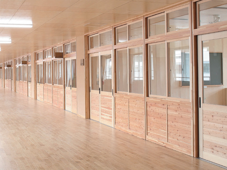 学校用間仕切プレウォール