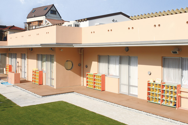 100%リサイクル素材の新建材【テクモク】