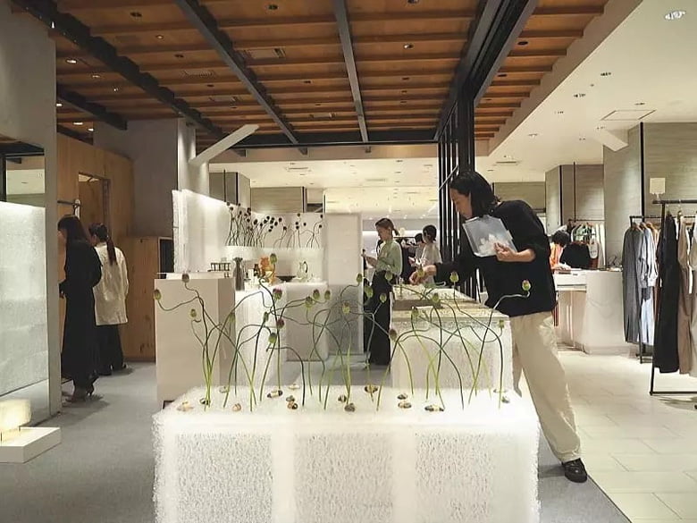 インテリア商材/株式会社 シーエンジ