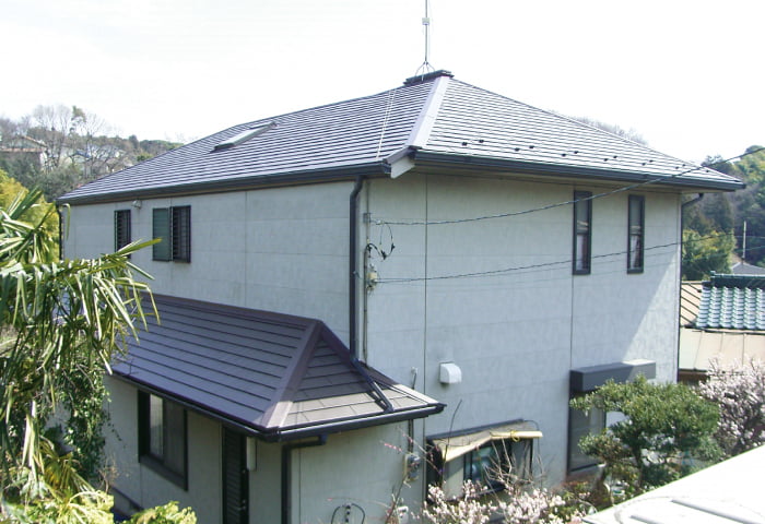 ガリバリウム塗装鋼板 チヨダルーフルMore(横葺金属屋根)