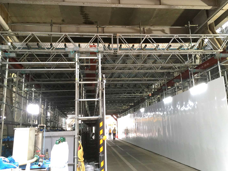 マルチトラスA 業者通路兼防護構台