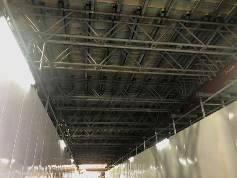 マルチトラスA 業者通路兼防護構台