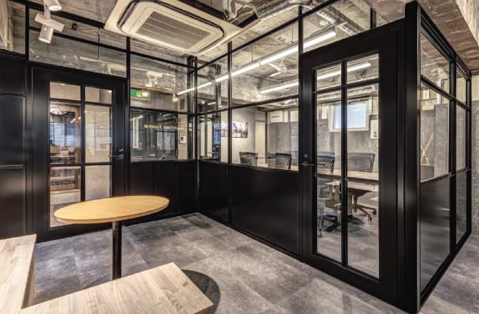 間仕切り総合カタログ / コマニー株式会社