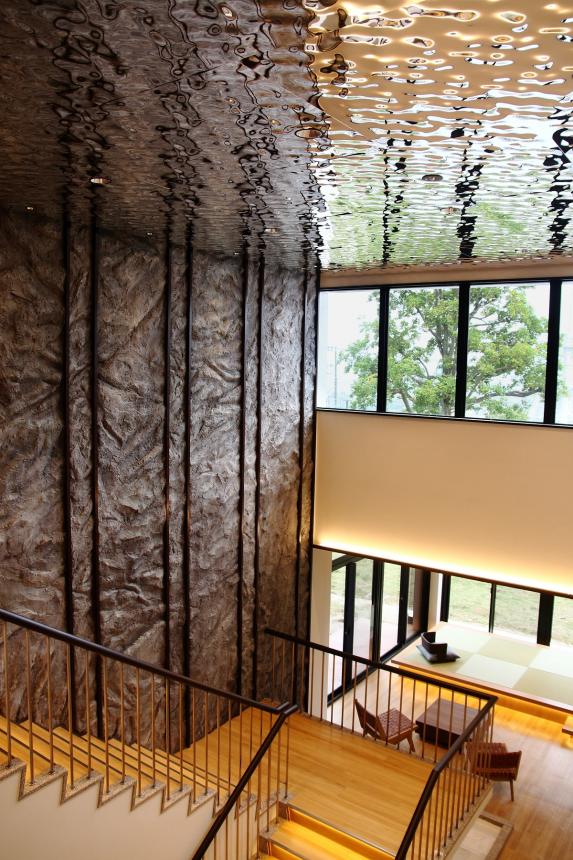 バンドクサル デコール - 水面柄アルミ3Dパネル【大阪・関西万博施工実績あり】