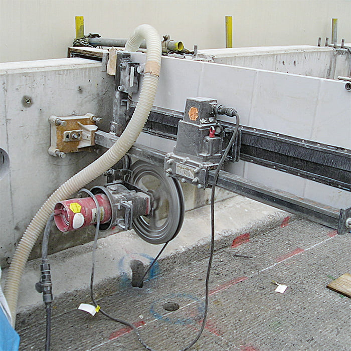 ダイヤモンド工法【ワイヤーソーイング】