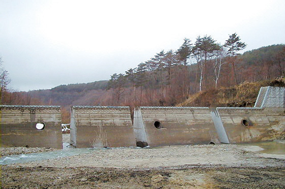 ダイヤモンド工法【ワイヤーソーイング】