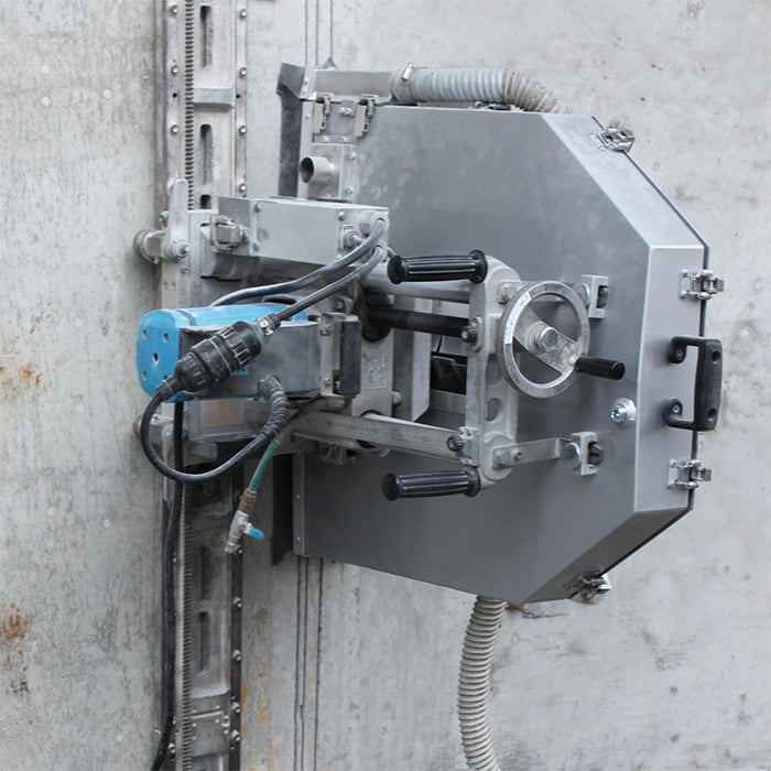 ダイヤモンド工法【ウォールソーイング】