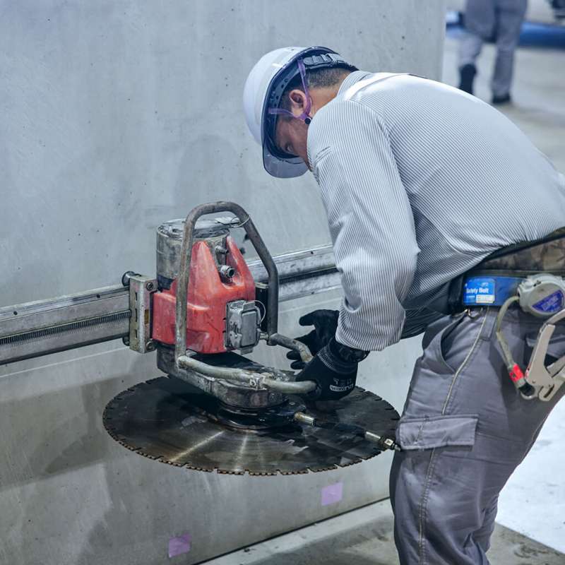 ダイヤモンド工法【ウォールソーイング】