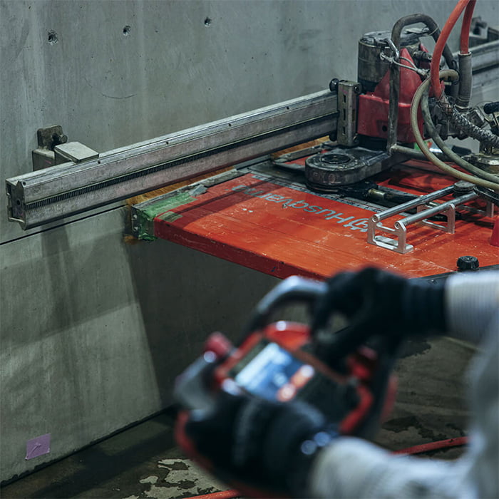 ウォールソーイング工法