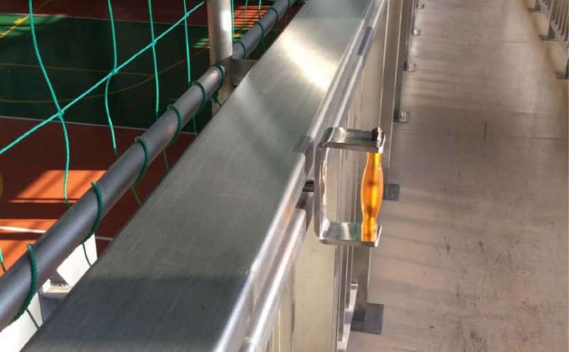 ランニングトレーナー