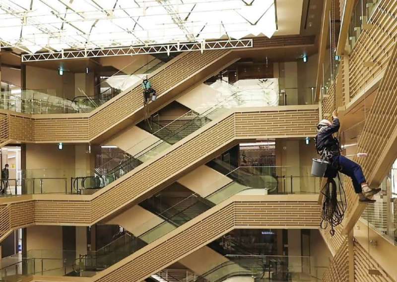 メンテナンスレール