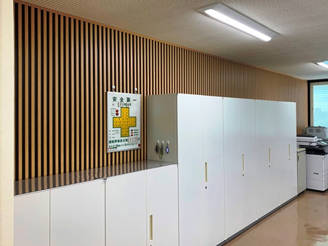 メタルウッドストライプ