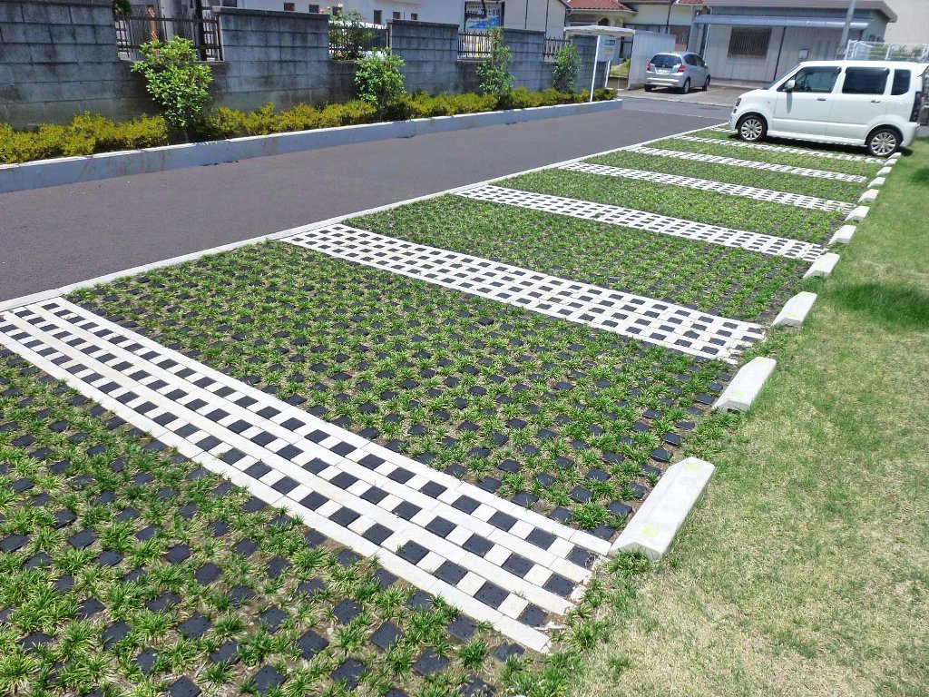 駐車場緑化システム「グリーンテクノパーキング」