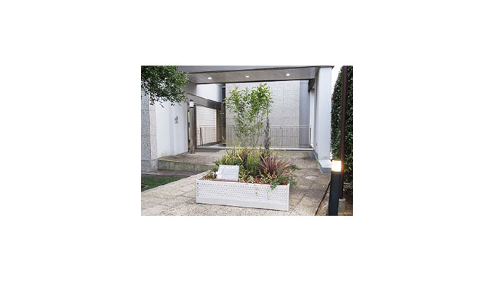 壁面緑化【D&apos;sどこでもガーデン。】