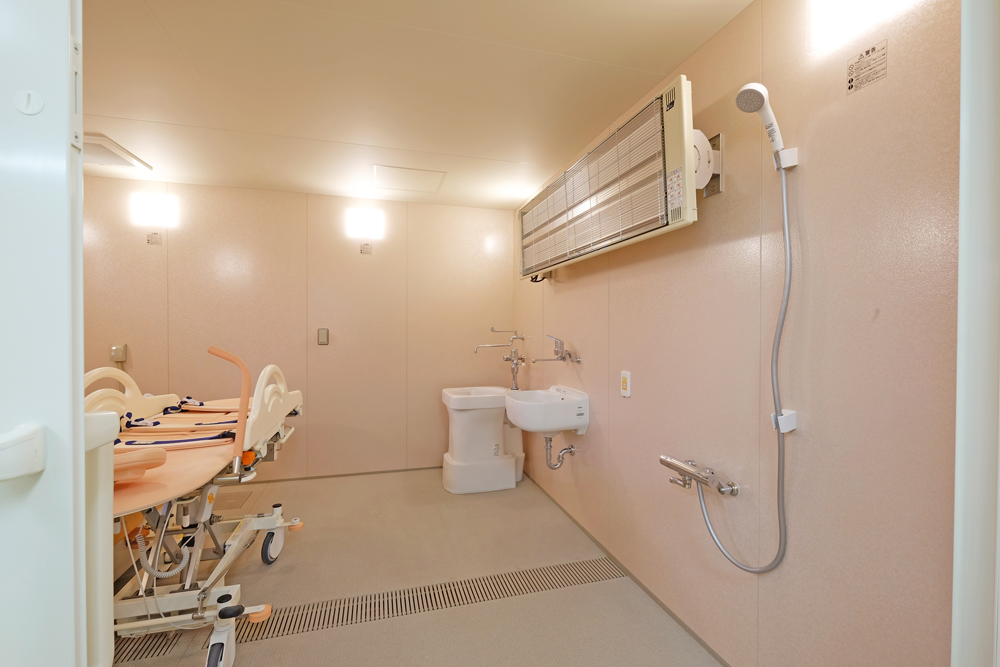 機械浴槽対応オーダーメイドユニットバス【介護ゆとりっくす】