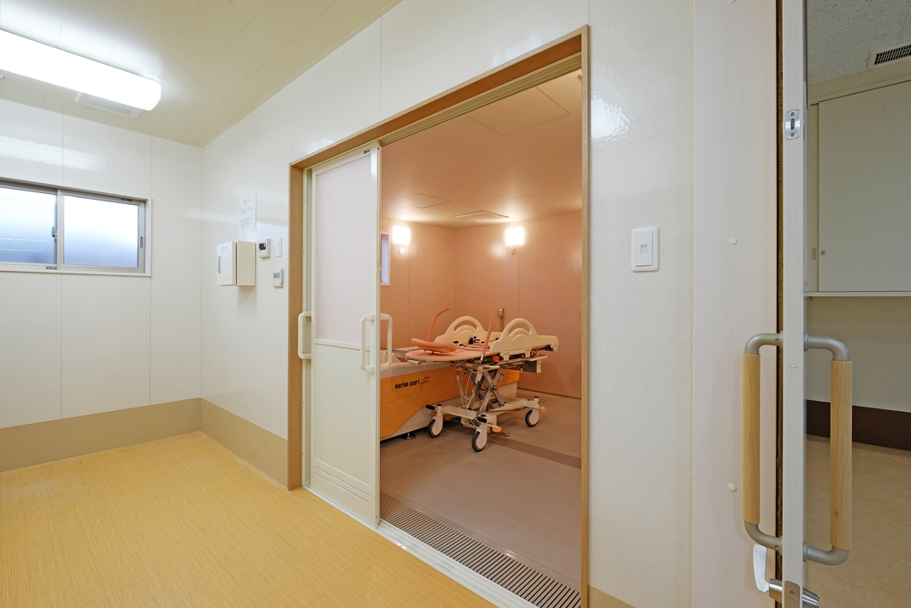 機械浴槽対応オーダーメイドユニットバス【介護ゆとりっくす】