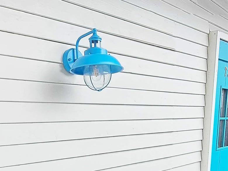 外壁に合わせて選べる傘つきマリンランプ/でんらい