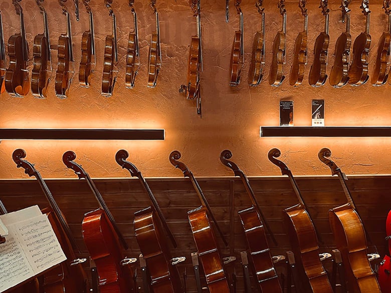 長めのブラケットライト シンプルスタイル/でんらい