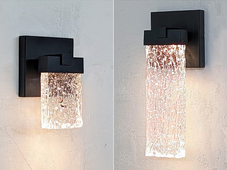 光る滝のイメージ!ブラケットライト