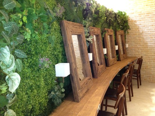 フェイクグリーンウォール(壁面緑化)