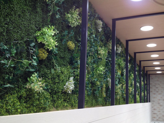 フェイクグリーン(壁面緑化)