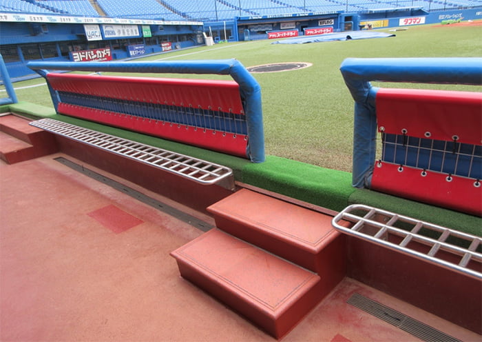 ゴムタイル アストロフェース シードスパイク階段用