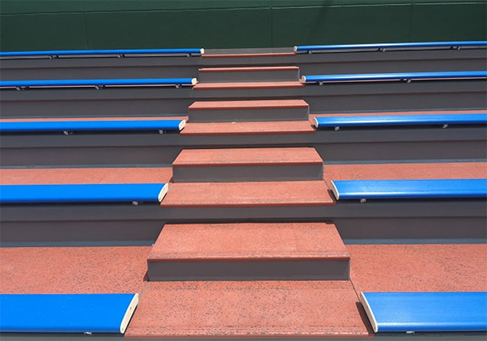 ゴムタイル アストロフェース シードスパイク階段用