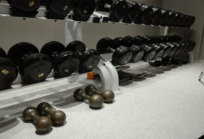 ゴムタイル アストロフェース シードスパイク