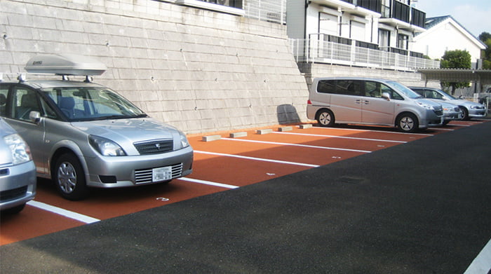 K-グランドコート 瓦骨材利用断熱性すべり止め薄層舗装/株式会社エコシステム