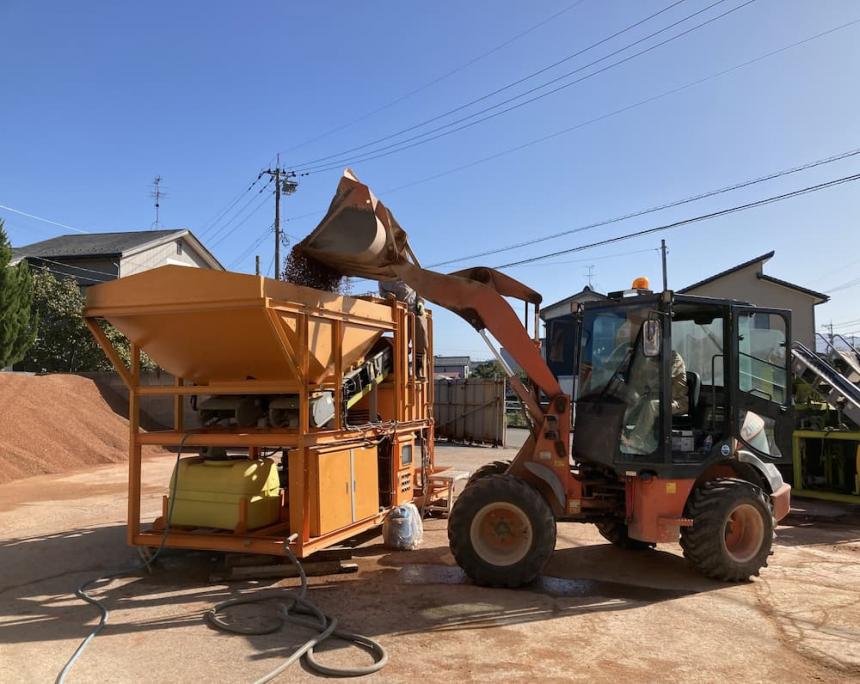 車載式生コンプラント「モバコン」
