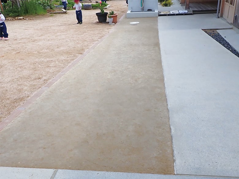 竹チップ舗装材