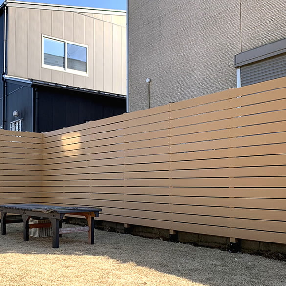 【人工木材フェンス材】100×11×1800mm/株式会社エコウッド