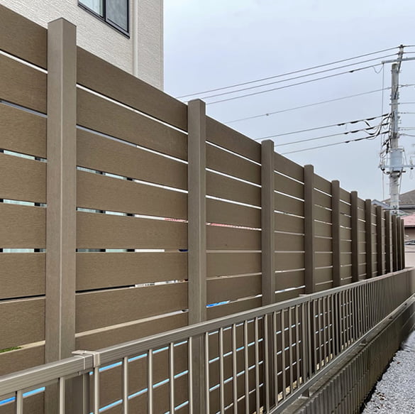 人工木材フェンス材】120×12×1800mm/株式会社エコウッド