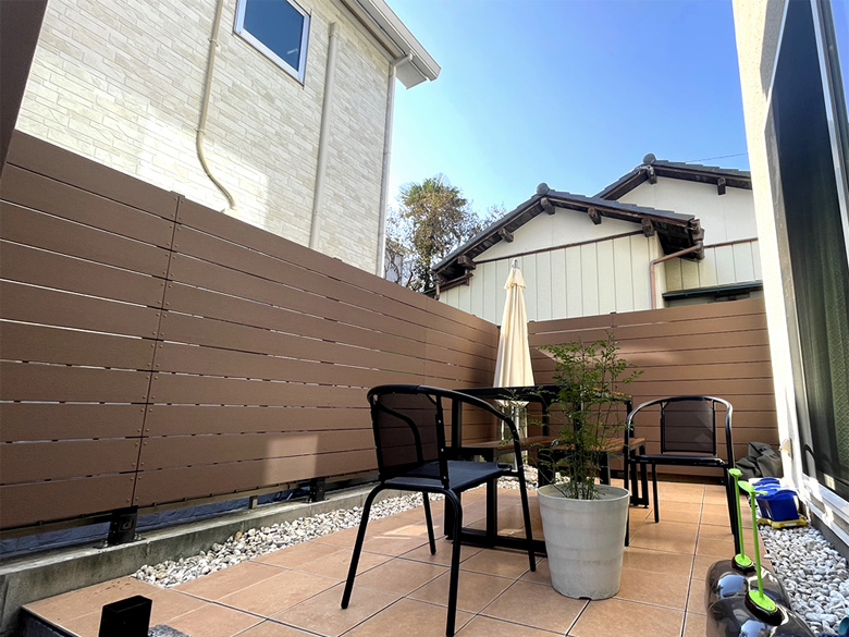 【人工木材フェンス材】140×15×2000mm/株式会社エコウッド