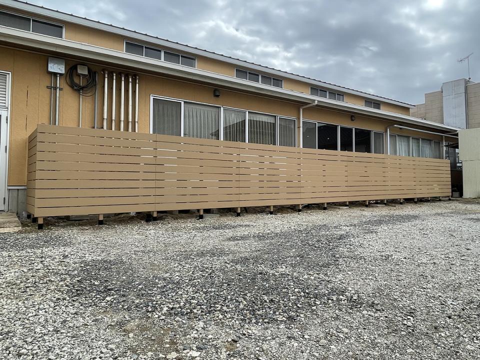 【人工木材フェンス材】140×15×2000mm