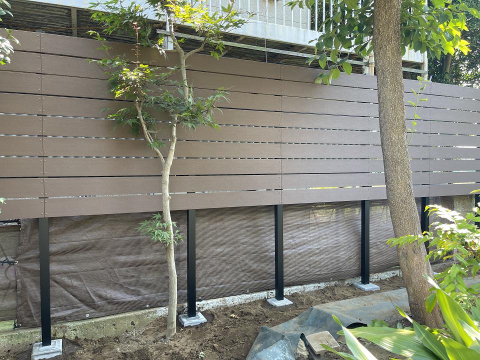 【人工木材フェンス材】140×15×2000mm