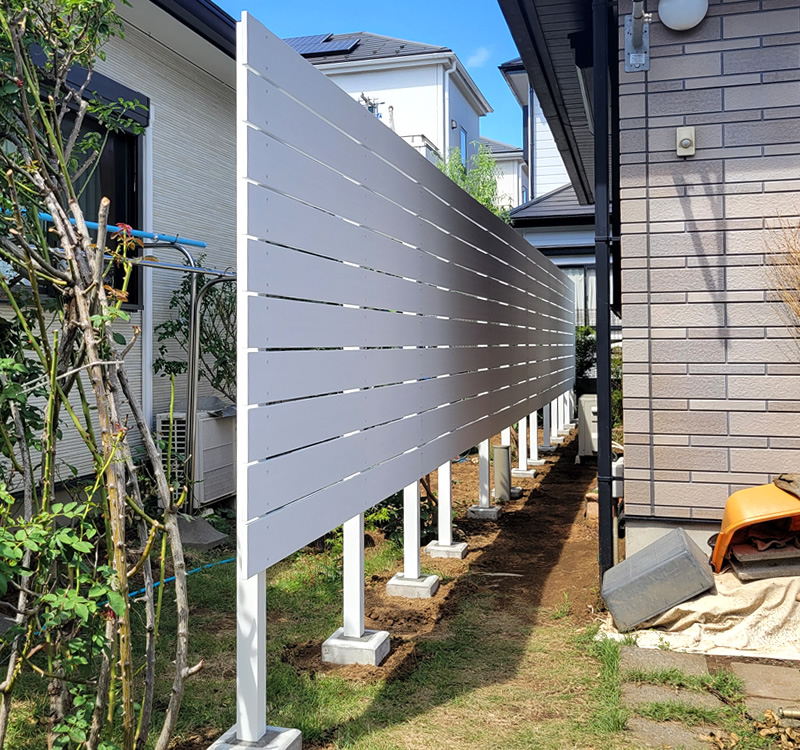 【人工木材フェンス材】140×15×2000mm