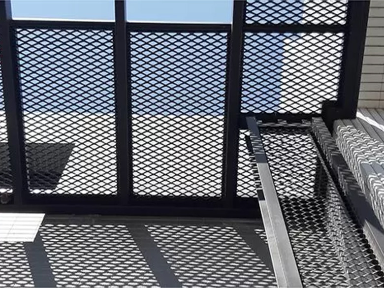 SKCM 天井メッシュ