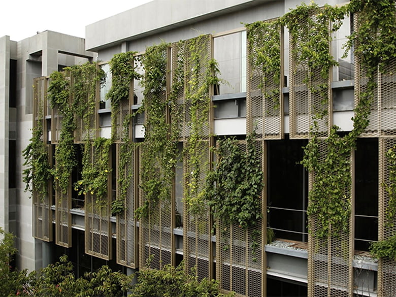 SKA グリーンウォールファサード