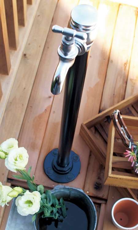 水栓柱:チャコール[クロームサテン] / 水栓:クラシック水栓 E327030・クロームサテン / essence / イブキクラフト